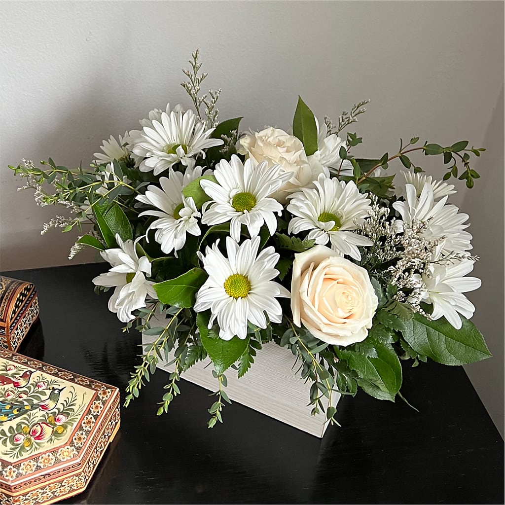 Fresh Linen Box Bouquet – HOORAY'S FROM HOLLYWOOD, Hollywood FL