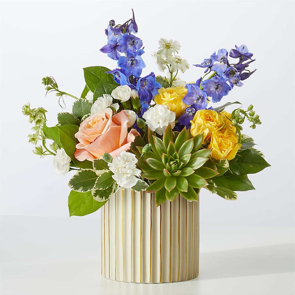 Cobalt Reverie Bouquet – HOORAY'S FROM HOLLYWOOD, Hollywood FL