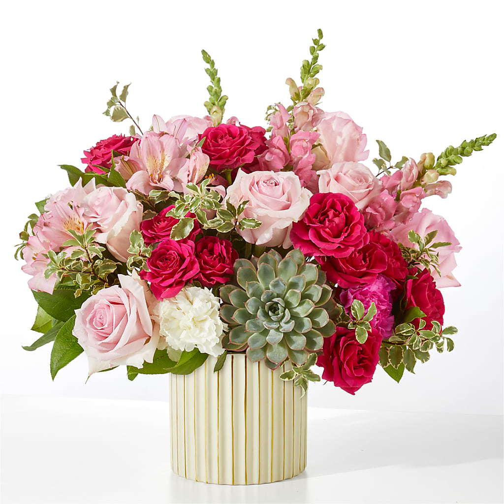Magenta Musings Bouquet – HOORAY'S FROM HOLLYWOOD, Hollywood FL
