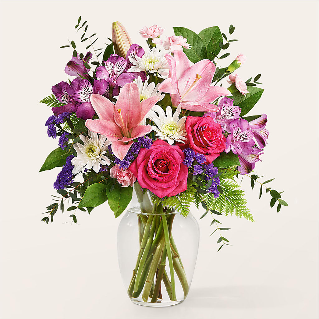 Lace & Pearls Bouquet – HOORAY'S FROM HOLLYWOOD, Hollywood FL