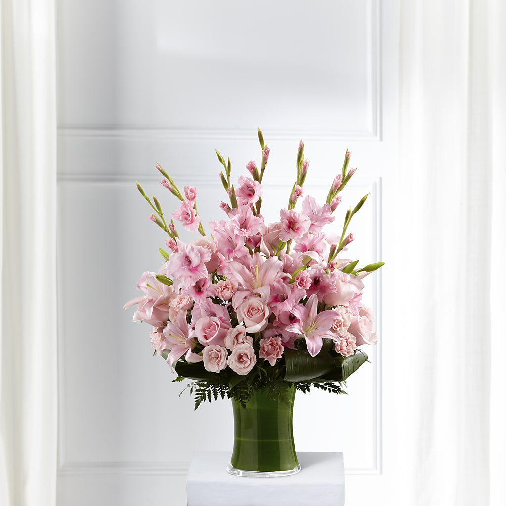 Lovely Tribute Bouquet – HOORAY'S FROM HOLLYWOOD, Hollywood FL