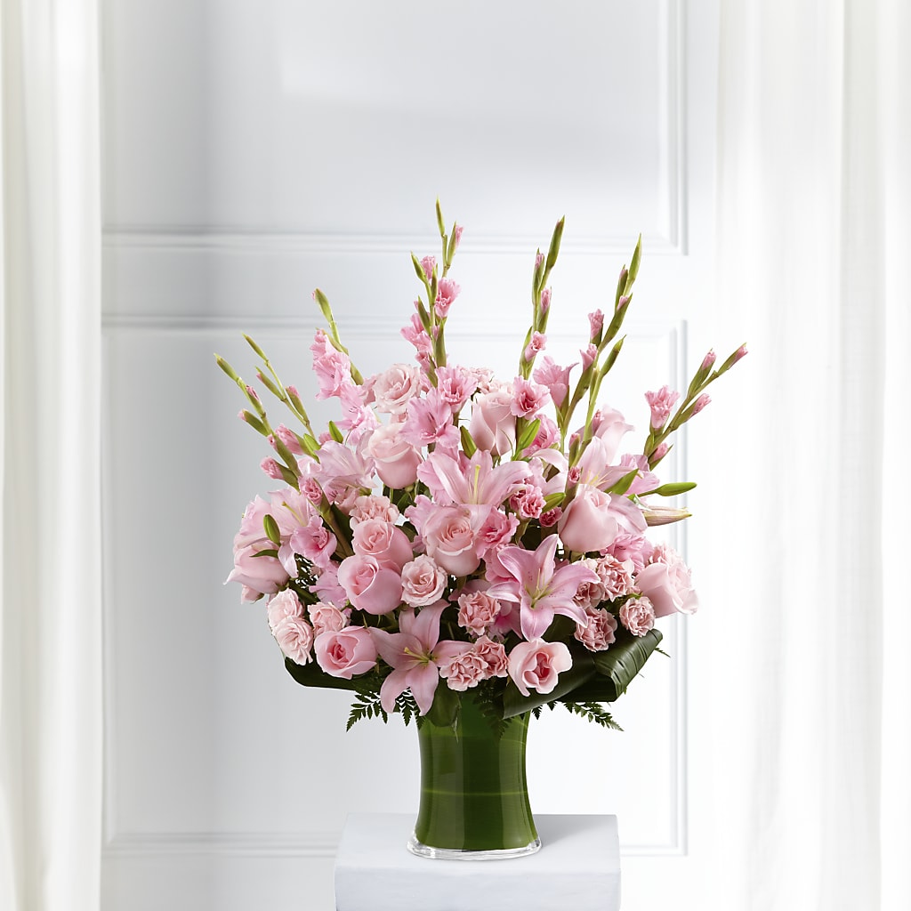 Lovely Tribute Bouquet – HOORAY'S FROM HOLLYWOOD, Hollywood FL
