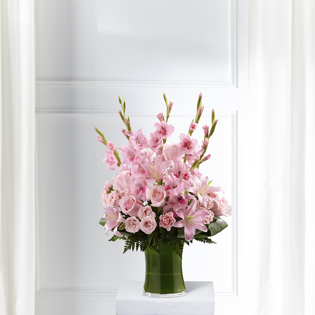 Lovely Tribute Bouquet – HOORAY'S FROM HOLLYWOOD, Hollywood FL