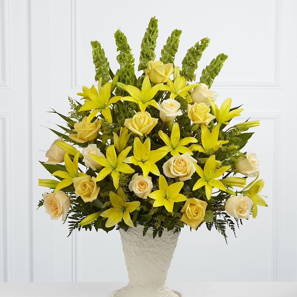 Golden Memories Arrangement – HOORAY'S FROM HOLLYWOOD, Hollywood FL
