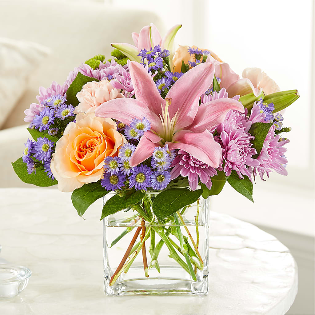 Delicate Details Bouquet – HOORAY'S FROM HOLLYWOOD, Hollywood FL