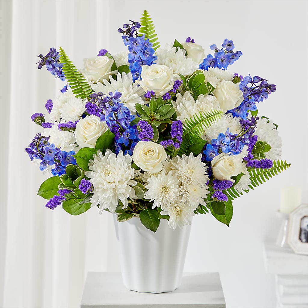 Hold Dear Tabletop Basket – HOORAY'S FROM HOLLYWOOD, Hollywood FL