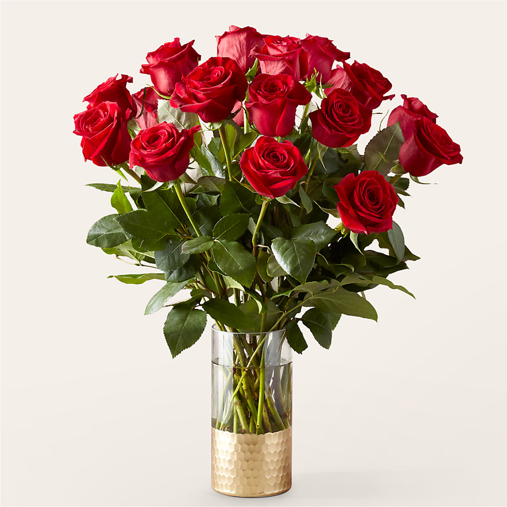 Classic Love Red Rose Bouquet – HOORAY'S FROM HOLLYWOOD, Hollywood FL