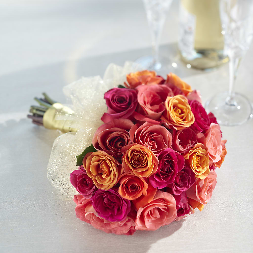 Sweet Roses Bouquet – HOORAY'S FROM HOLLYWOOD, Hollywood FL