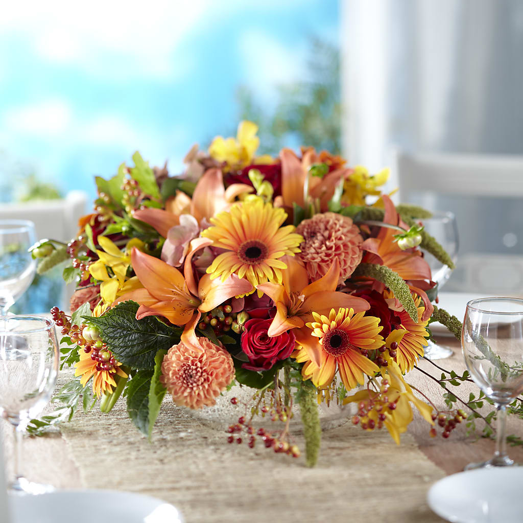 One and Only Centerpiece – HOORAY'S FROM HOLLYWOOD, Hollywood FL