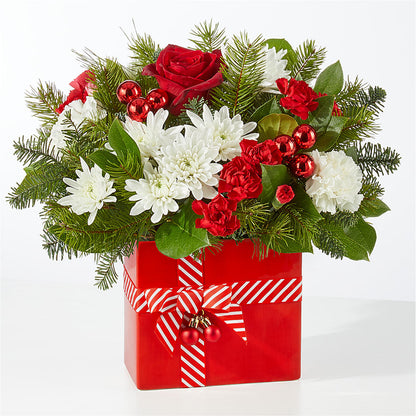 Presents Under the Tree Bouquet – HOORAY'S FROM HOLLYWOOD, Hollywood FL