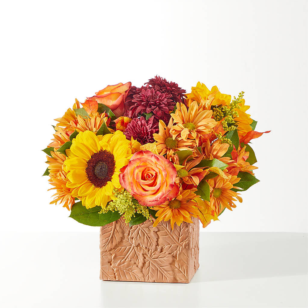 The Outdoors Bouquet – HOORAY'S FROM HOLLYWOOD, Hollywood FL