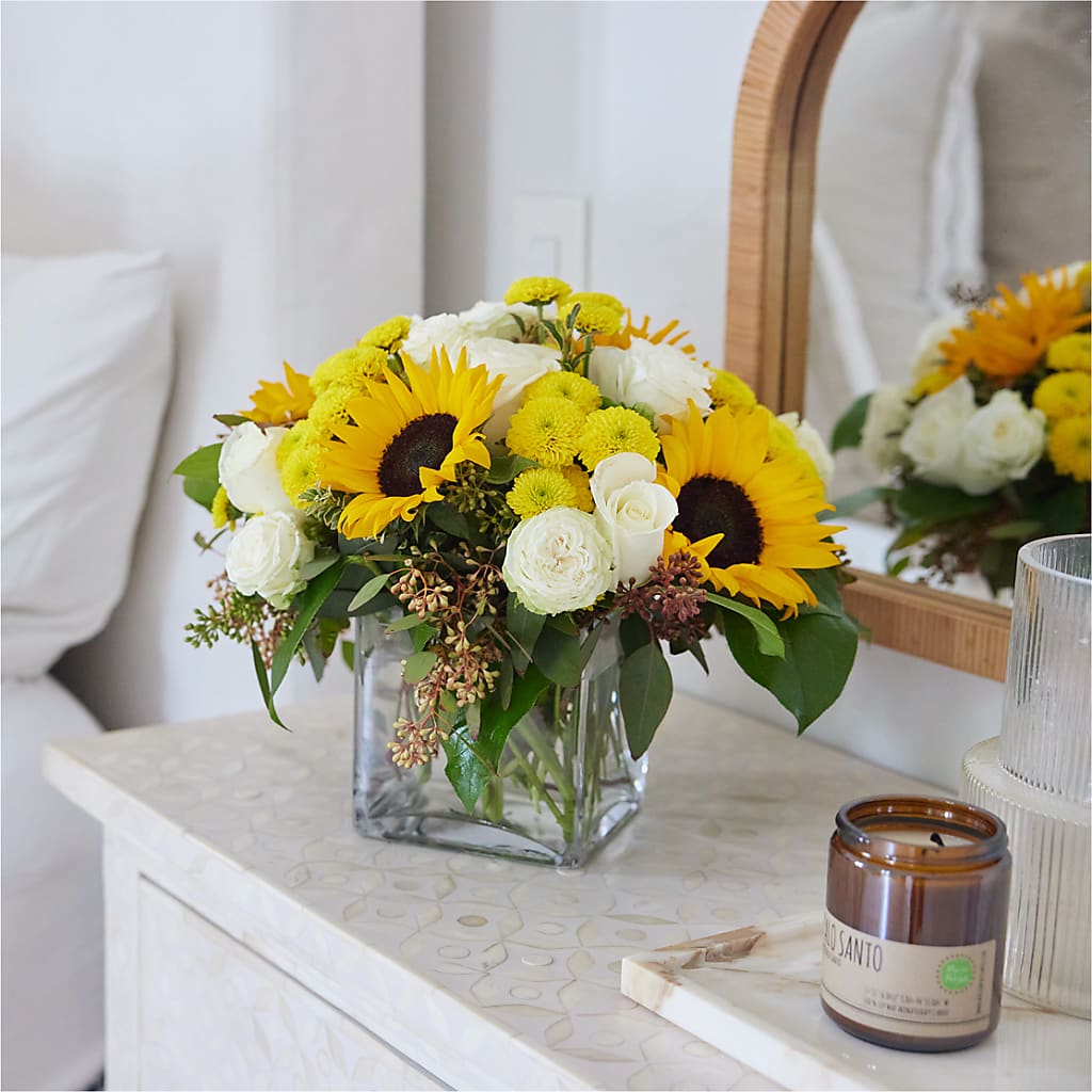 Luminous Morning Bouquet – HOORAY'S FROM HOLLYWOOD, Hollywood FL